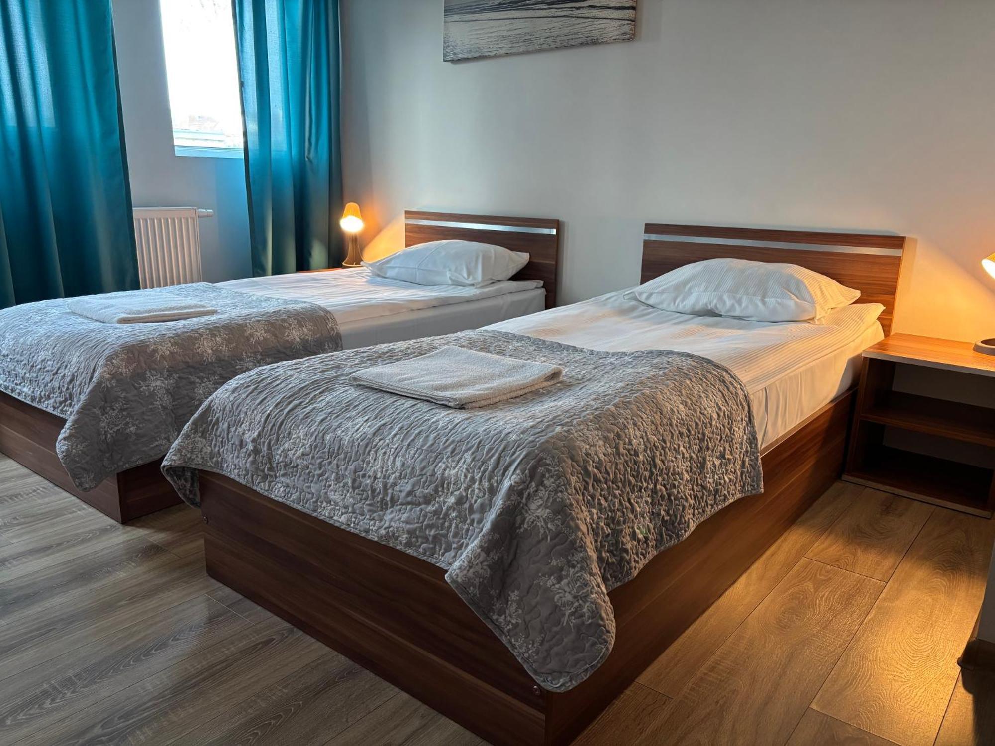 M&A Guest Rooms Lomza Bagian luar foto